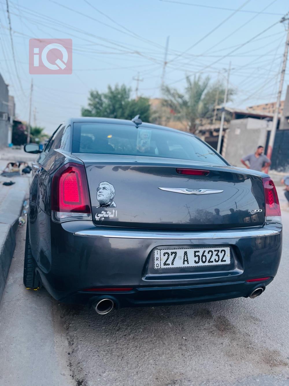 کرایسلەر 300